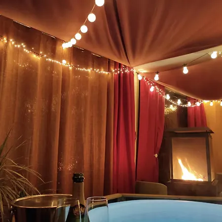 فندق مبيت وإفطار Lamour Oudon