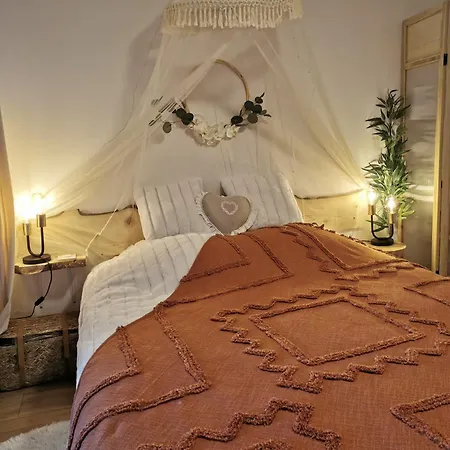 Lamour Bed & Breakfast *