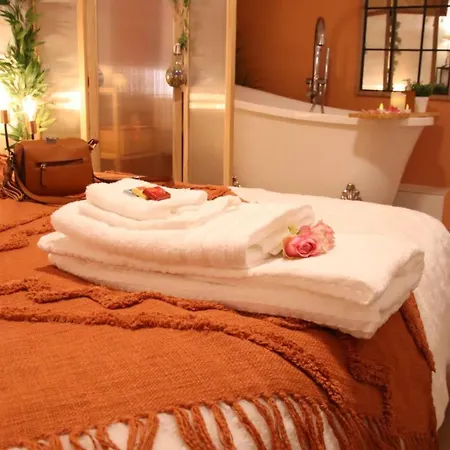 Lamour فندق مبيت وإفطار